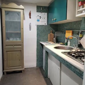 Private kitchen - TRIBUNAPOLI apartment (napoli)