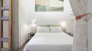 4 camere, ferro/asse da stiro, Wi-Fi gratuito, lenzuola