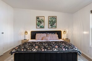 5 chambres, fer et planche à repasser, Wi-Fi gratuit, draps fournis