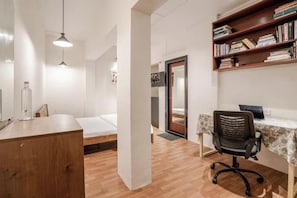1 bedroom, Internet, bed sheets
