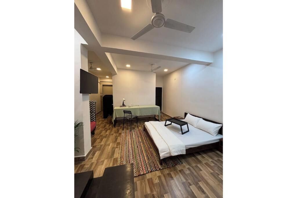 1 bedroom, internet, bed sheets