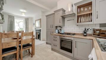 Apartment | 2 bedrooms, Internet