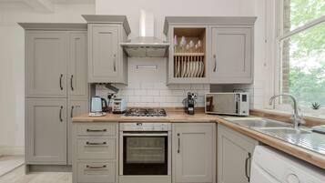 Apartment | 2 bedrooms, Internet