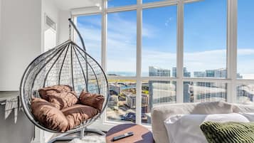 Frette Italian sheets, premium bedding, individually decorated