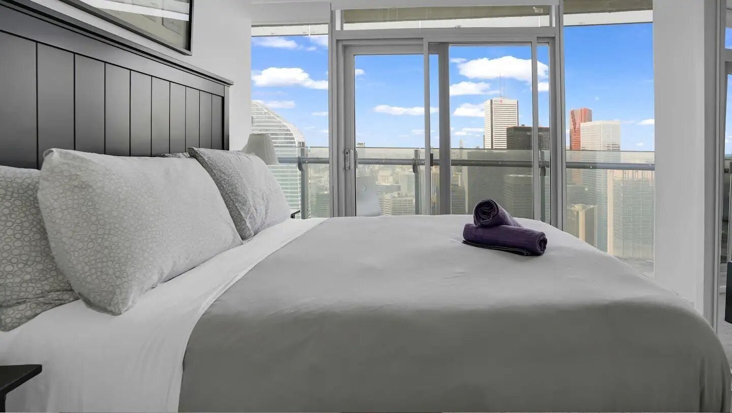 Panoramic Apartment | Frette Italian sheets, premium bedding, individually decorated