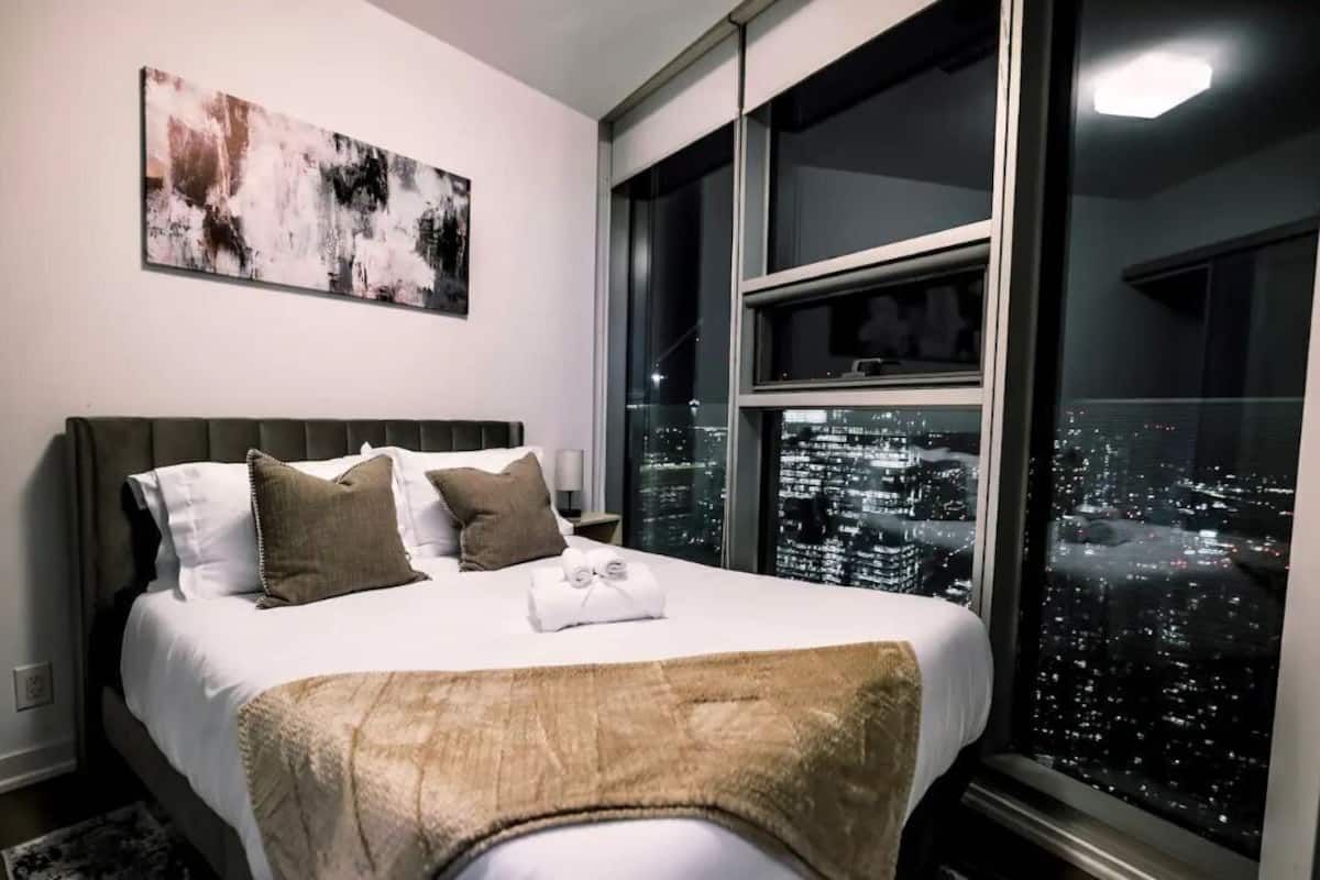 Frette Italian sheets, premium bedding, individually decorated