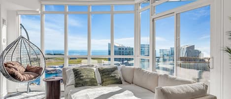 Traditional Apartment | Living area