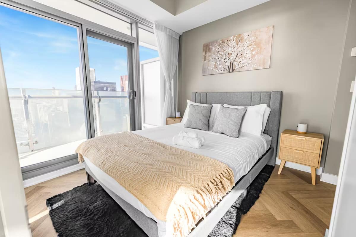 Luxury Apartment | Frette Italian sheets, premium bedding, individually decorated