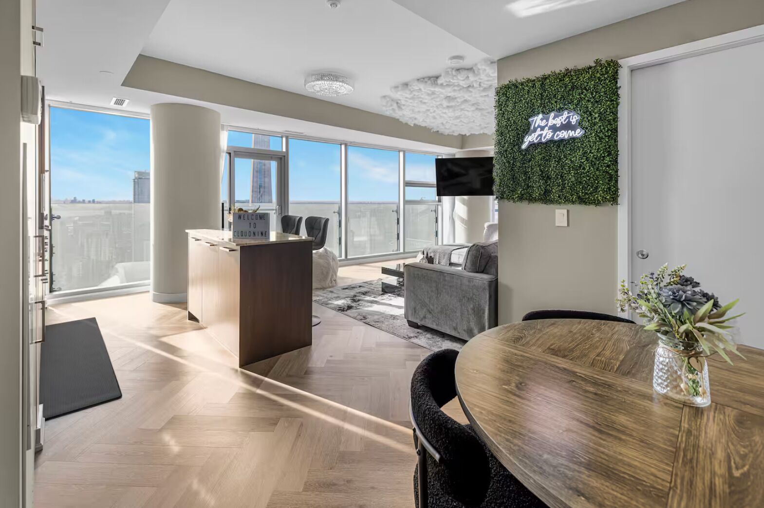 Gallery Apartment | Lobby