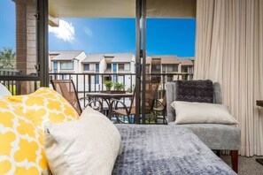 Deluxe Apartment, Partial Ocean View