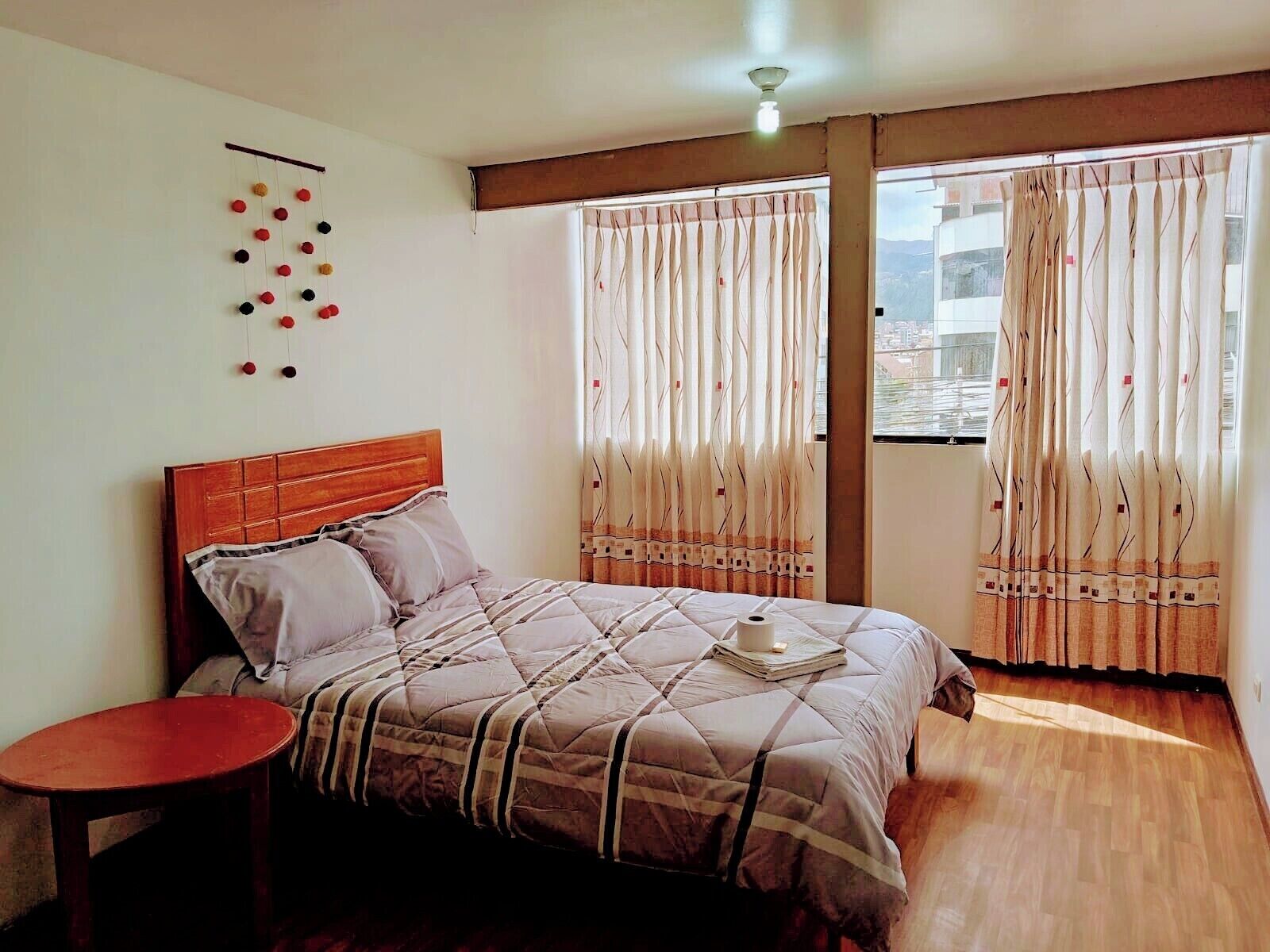 3 室のベッドルーム、WiFi、ベッドシーツ