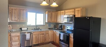 Cozy Mountain Retreat