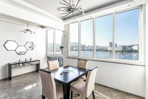 Comfort-Apartment, Meerblick | Wohnbereich