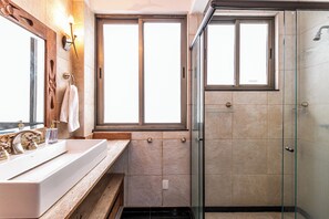 Appartement Confort, vue mer | Salle de bain