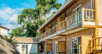 Recanto da Feiticeira | Double suite with kitchen