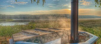 Unique Island Escape on Lake Roxen with Stunning Panorama Views, boat included