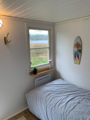 2 makuuhuonetta, silitysrauta/-lauta, ilmainen Wi-Fi