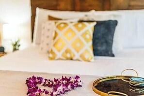 Interior detail - Grand Champions (Kihei)