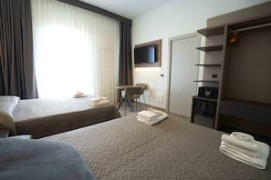 Junior Suite, Balcony, Sea View | In-room safe, desk, soundproofing, free WiFi