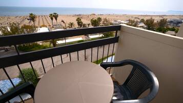 Camera quadrupla, balcone, vista mare | Balcone