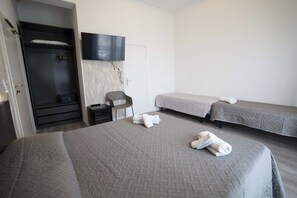 Quadruple Room, Balcony, Sea View | In-room safe, desk, soundproofing, free WiFi - Hotel Giannini (Rimini)