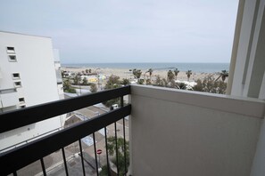Double or Twin Room, Balcony, Partial Sea View | Balcony