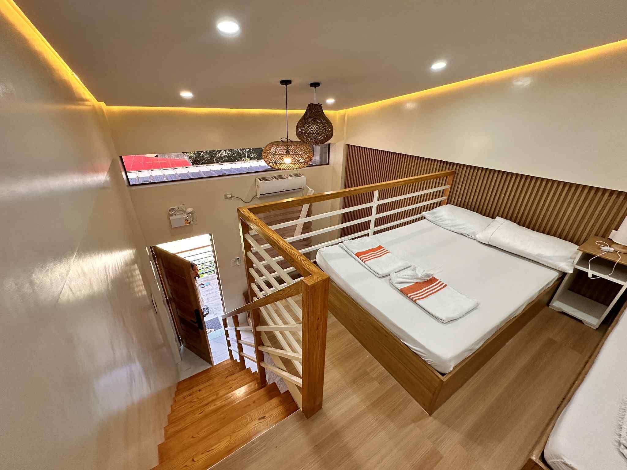 1 habitación, escritorio, tabla de planchar con plancha y wifi 