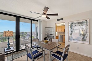 Unclassified image, 2 of 20, button