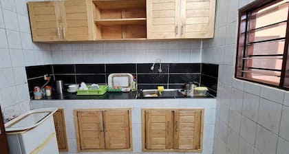 Room-executive 3 Bed Rooms Apartment In