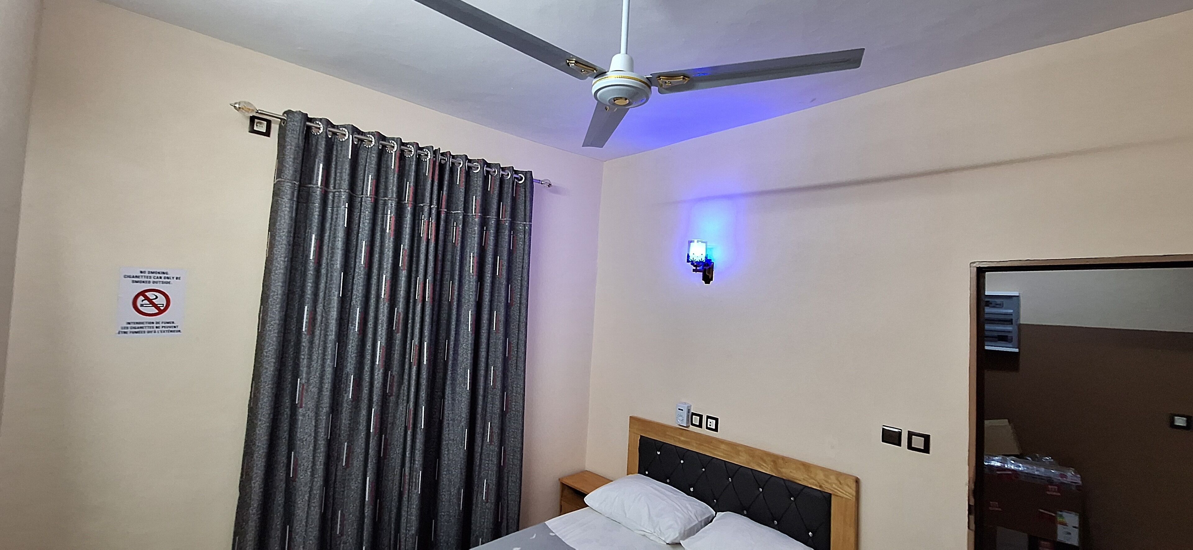 Rom, 3 soverom, røyk, balkong | 3 soverom