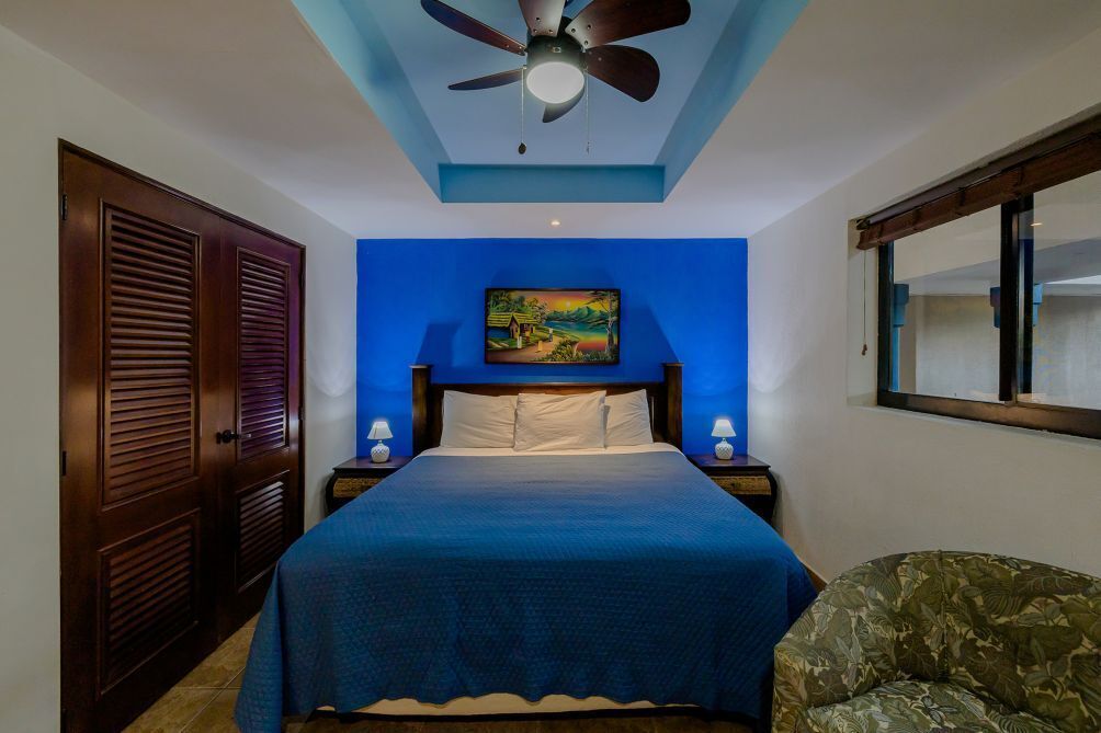 1 bedroom, iron/ironing board, bed sheets