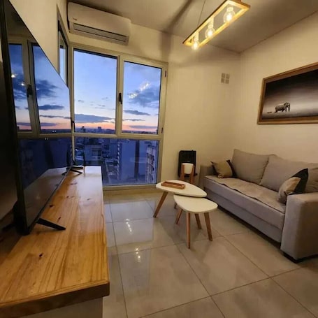 TV. Ohiggins Bahía Premium. A different place, for an unforgettable stay.