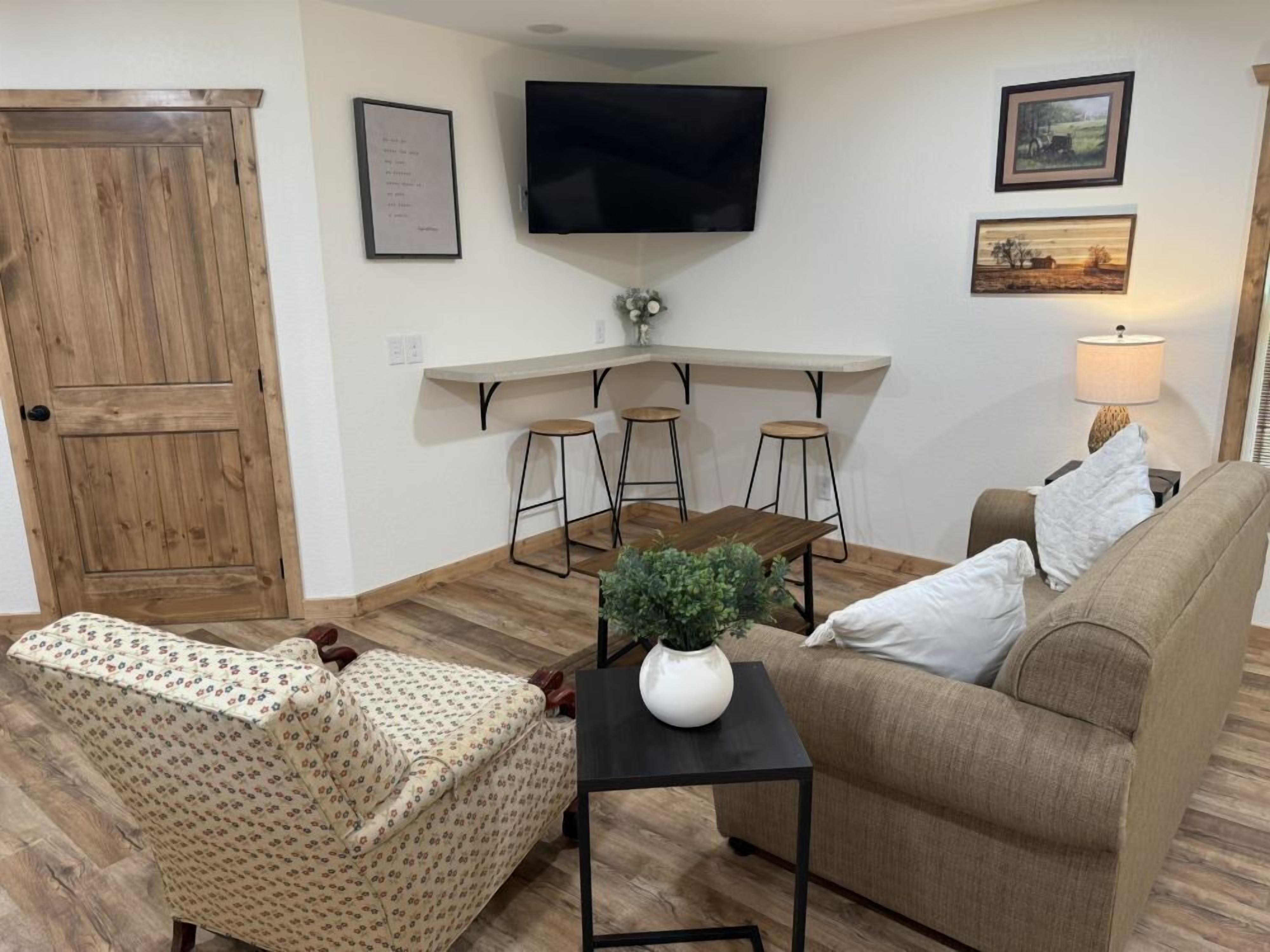 Cozy Dragon's Nest Cabin Retreat - Robbinsville, NC