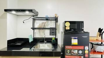 Micro-ondes, plaque de cuisson