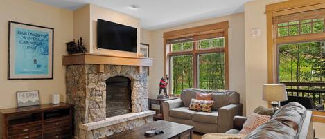 Apartment (2 Bedrooms) | Front of property