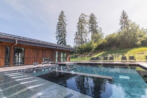 Piscine couverte, piscine chauffée
