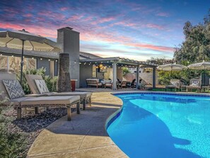 屋外プール、温水プール