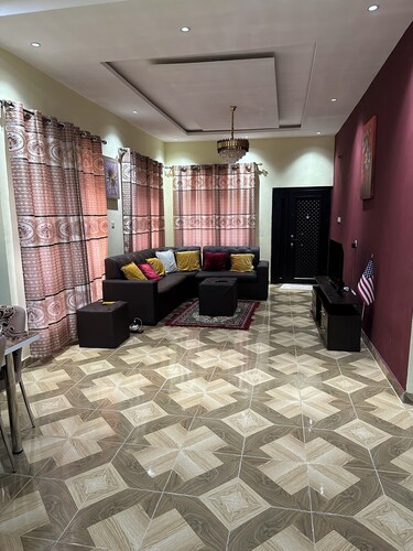 Exquisite 3 Bedroom Fully Furnished Gated House in Accra Ghana. Onsite Support