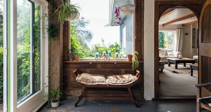 Dunluce Coastal Farmstay - Kaikoura Holiday Home