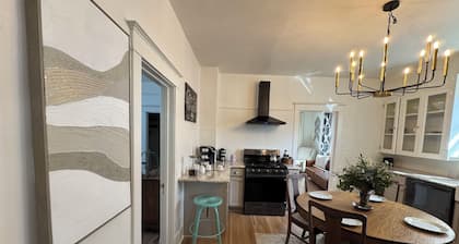 Recently Renovated Cottage in Rock Springs - 3 bedrooms