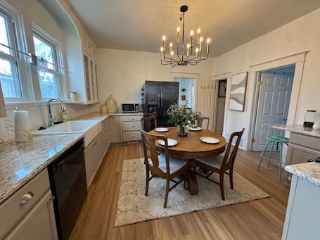 Fridge, microwave, oven, stovetop. Recently Renovated Cottage in Rock Springs - 3 bedrooms