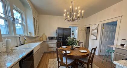 Recently Renovated Cottage in Rock Springs - 3 bedrooms