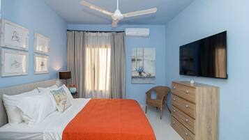 2 slaapkamers, een strijkplank/strijkijzer, reisbedje, gratis wifi