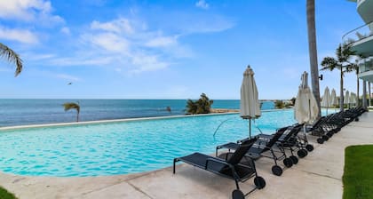 Tizate Sea Sanctuary by Monyxbnb