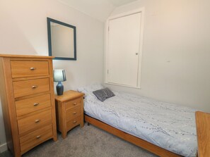 3 bedrooms, individually decorated, individually furnished, free WiFi