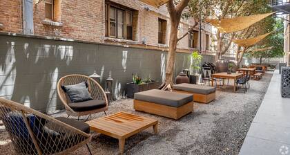 The Commodore Hollywood