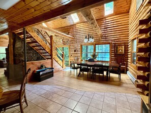 Interior - Welcoming 4-bedroom cabin in Chesterville (Chesterville)