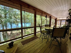 تناول الطعام