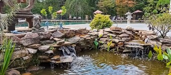 The Best VIEWS • Large 2BR/3BA + Resort Pool