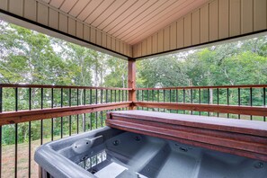Bain à remous extérieur